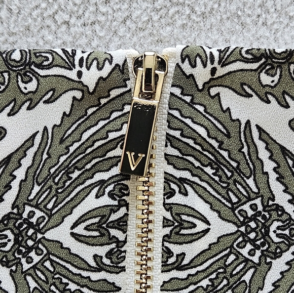 Vince Camuto Elegant Black and Cream Midi Dress - Picture 5 of 9